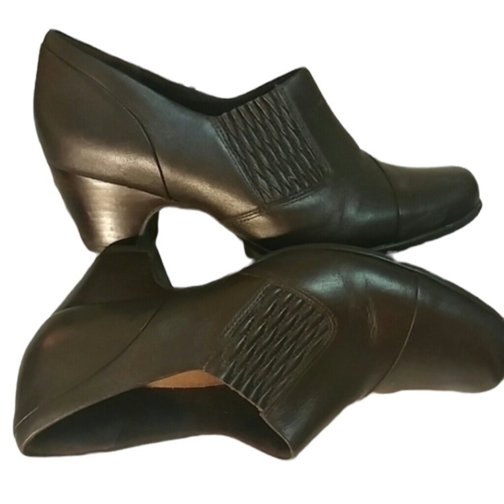 Women's Clark Mule